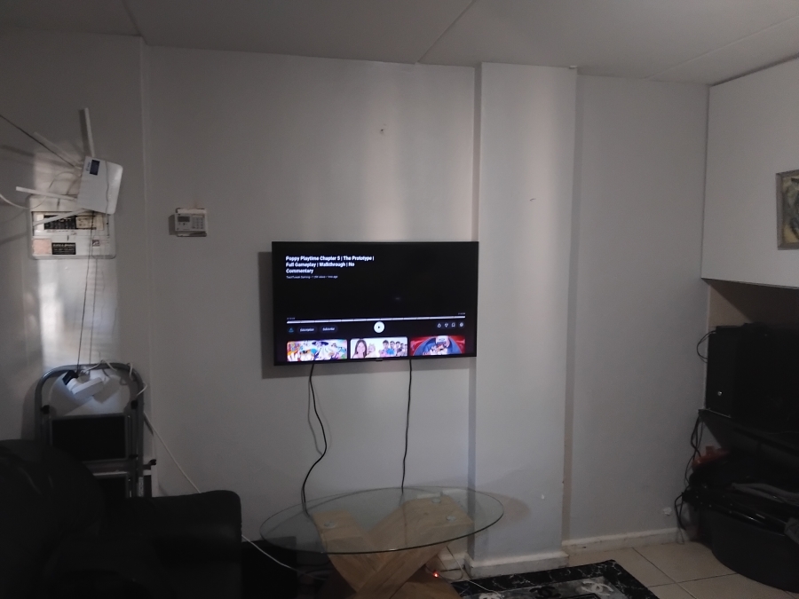 To Let 1 Bedroom Property for Rent in Kensington Western Cape